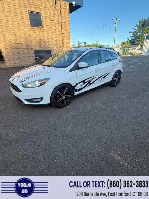 2015 Ford Focus 5 Door Hatch SE's photo