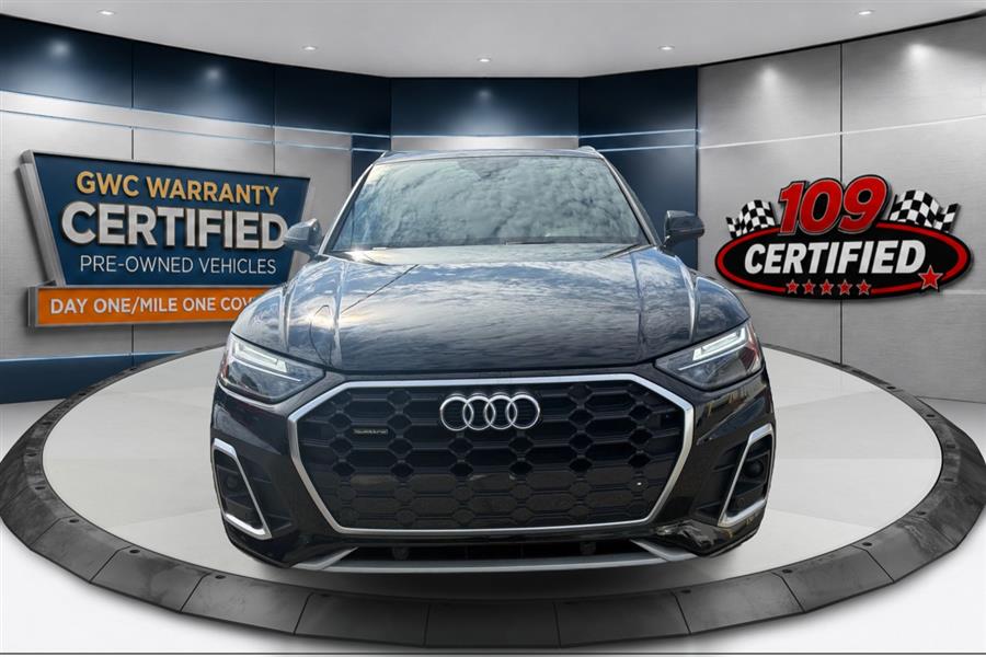 2023 Audi Q5 45 Premium's photo