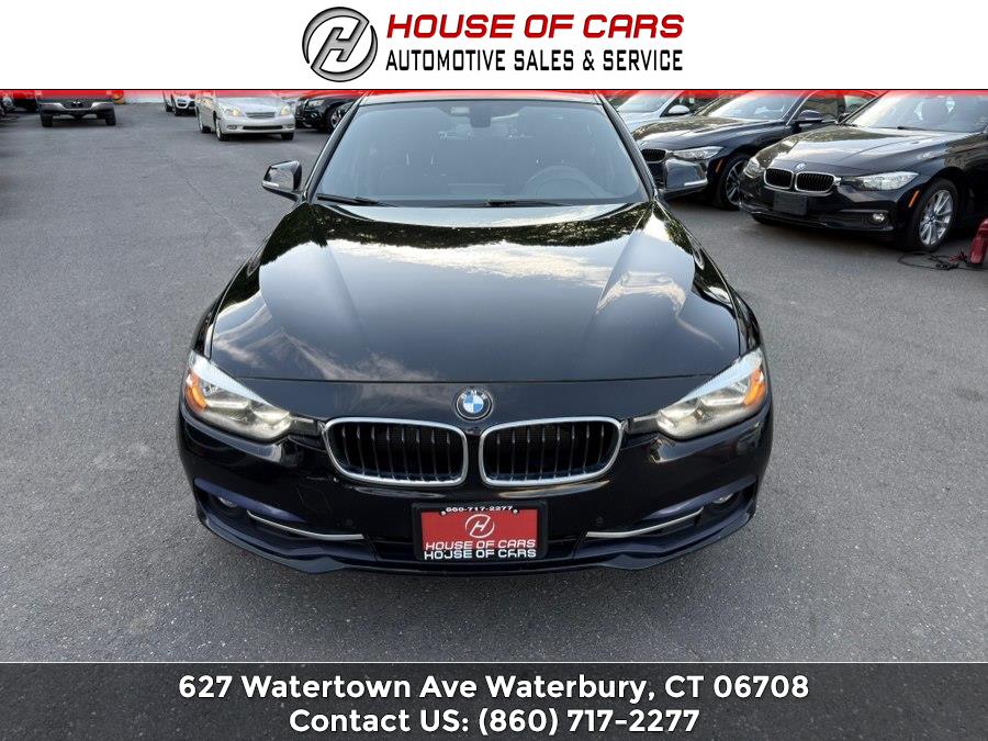 2017 BMW 3 Series 330i xDrive Sedan's photo