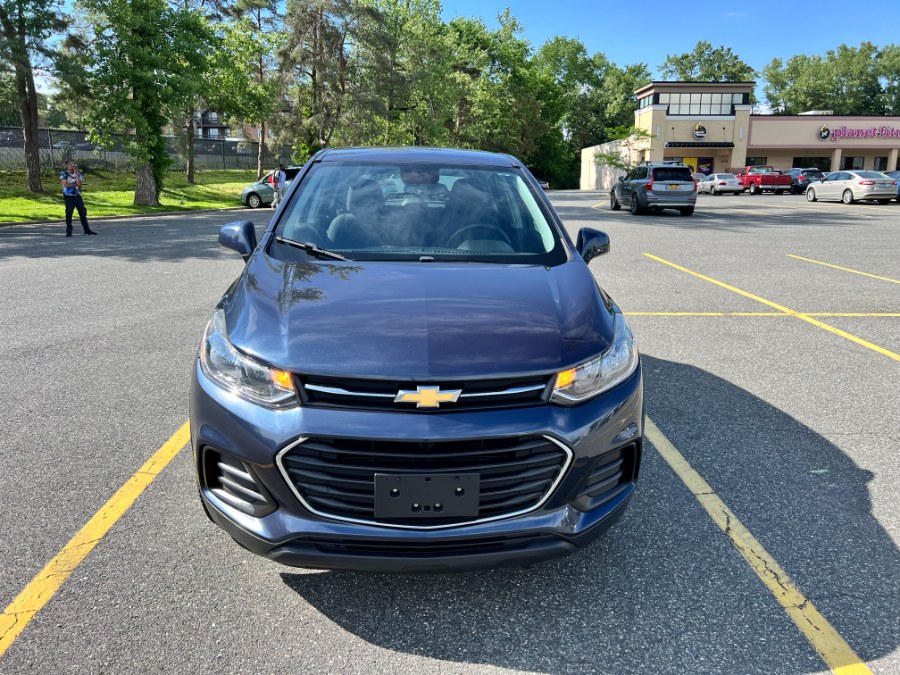 2018 Chevrolet Trax LS AWD's photo