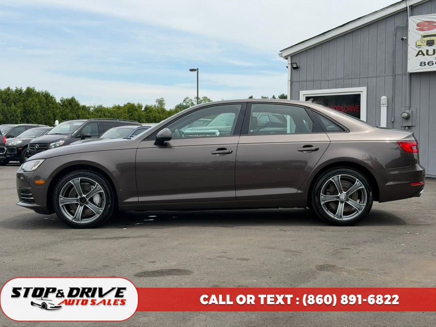 2017 Audi A4 2.0T quattro S tronic Premium's photo