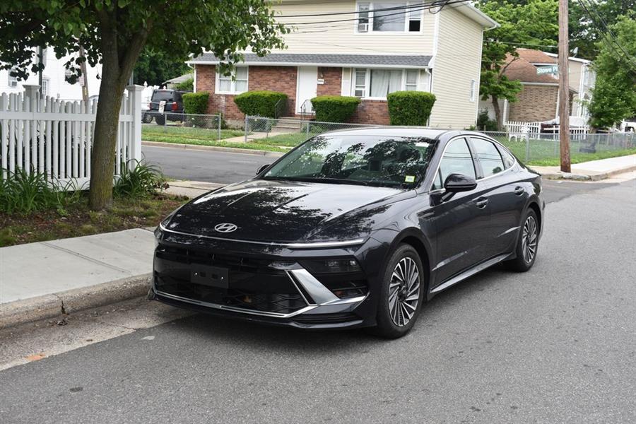 2025 Hyundai Sonata SEL's photo
