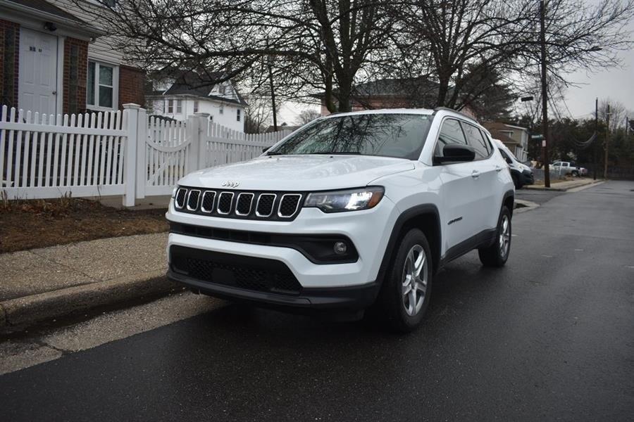 2025 Jeep Compass Limited 4X4's photo