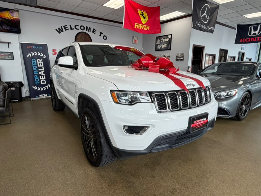2019 Jeep Grand Cherokee Laredo E 4WD's photo