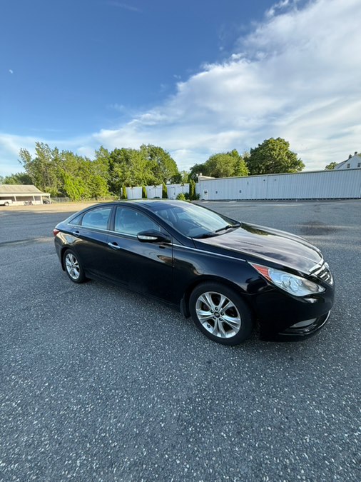 2012 Hyundai Sonata Limited I4 A/T's photo