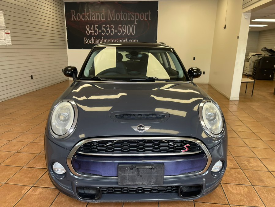 2016 MINI Cooper S's photo