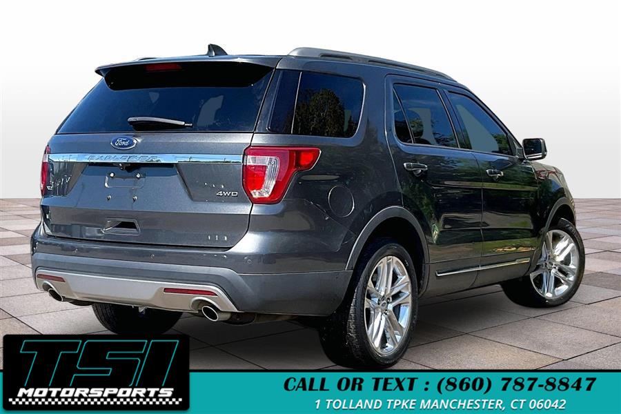 2017 Ford Explorer XLT 4WD's photo