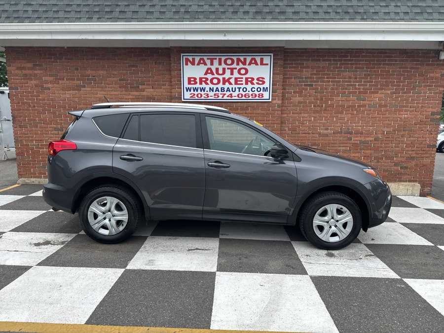 2015 Toyota RAV4 LE AWD's photo