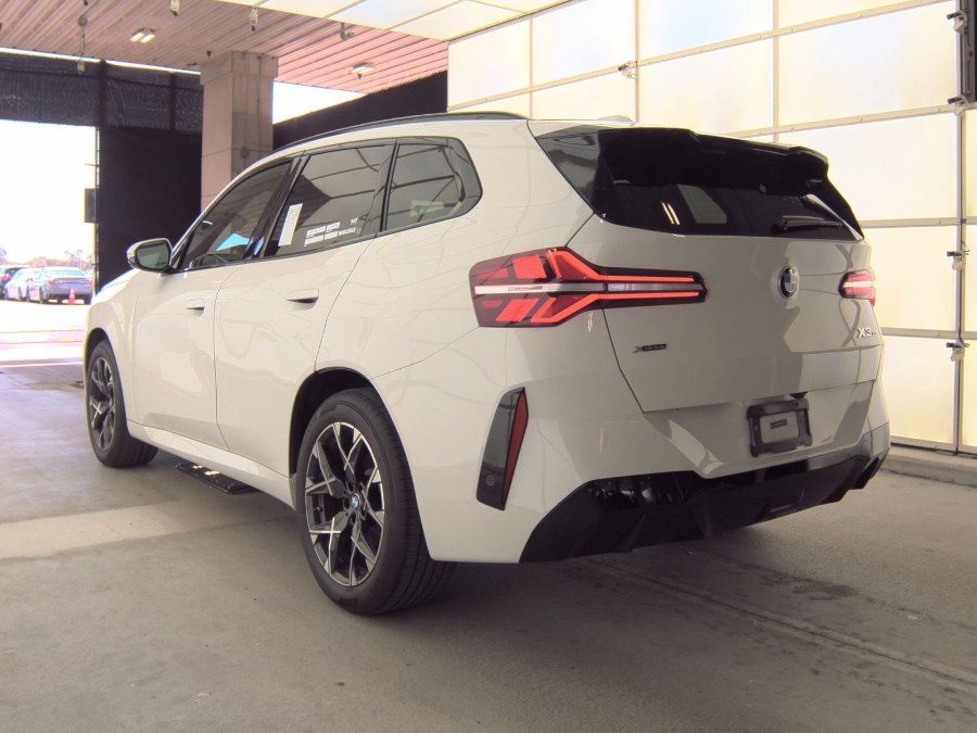 2025 BMW X3's photo