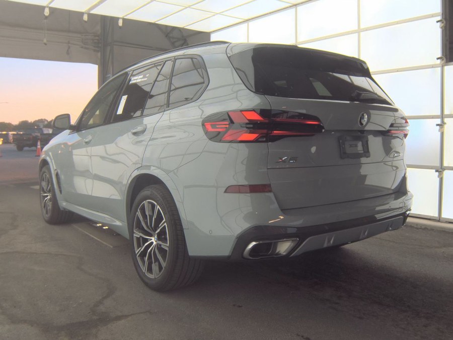 2026 BMW X5's photo