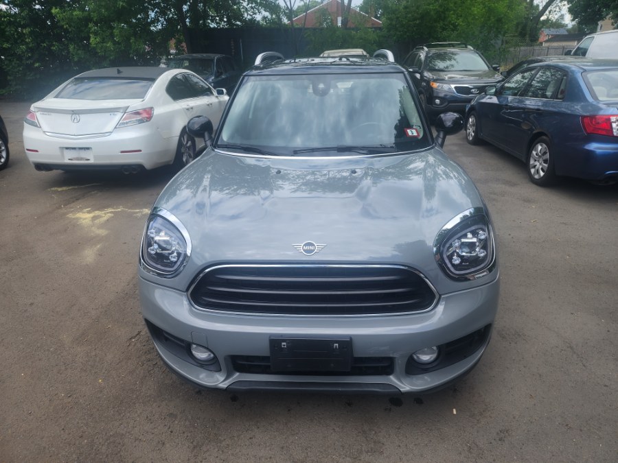 2019 MINI Countryman Cooper Signature's photo