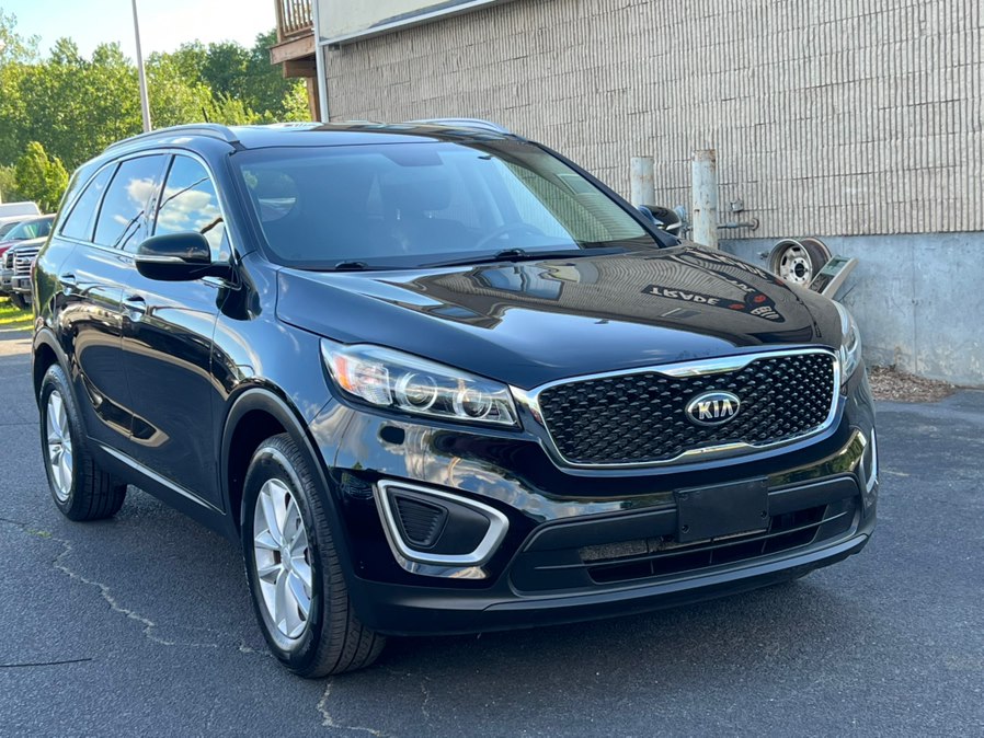 2017 Kia Sorento LX AT's photo