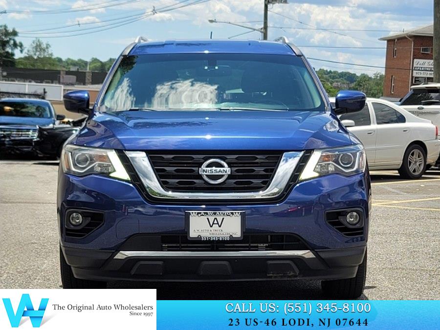 2018 Nissan Pathfinder SV 4WD's photo