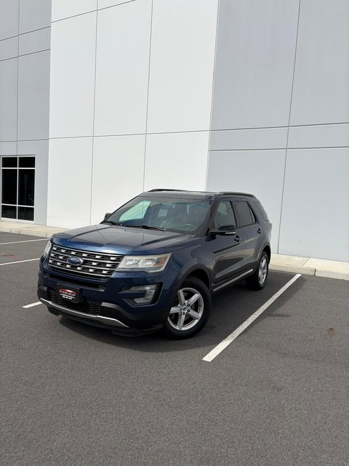 2016 Ford Explorer XLT 4WD's photo