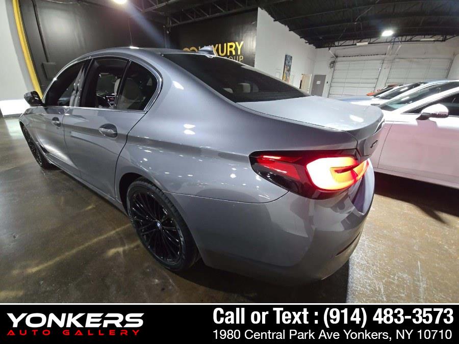 2023 BMW 5 Series 540i xDrive Sedan's photo
