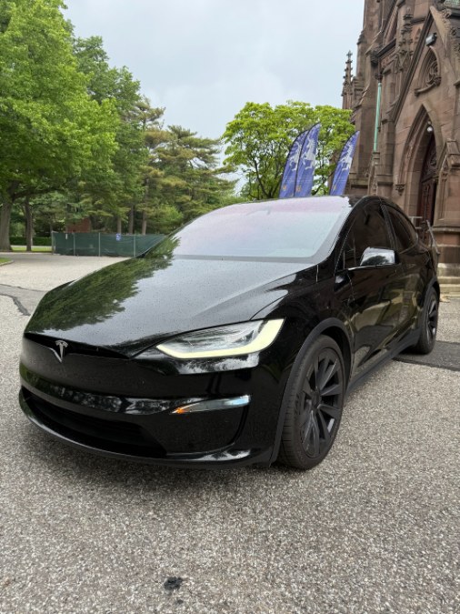 2022 Tesla Model X Plaid's photo