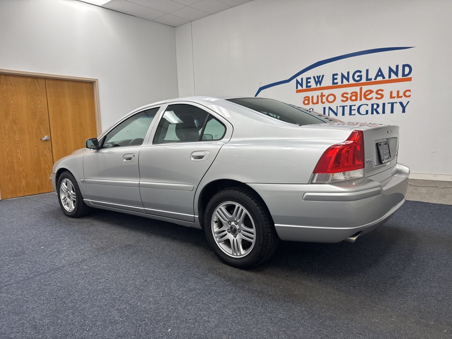 2005 Volvo S60's photo