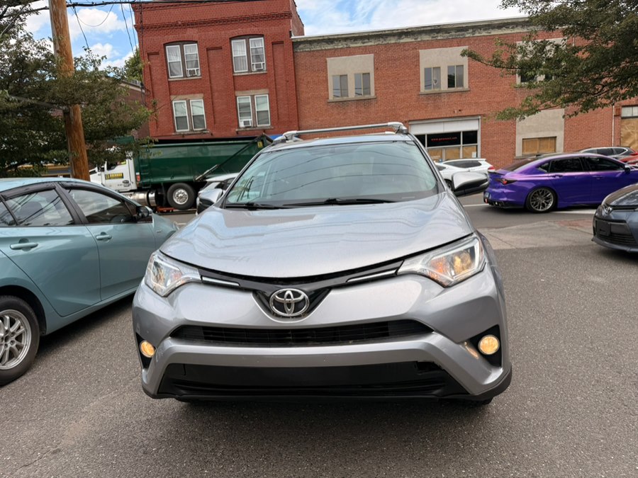 2016 Toyota RAV4 XLE AWD's photo