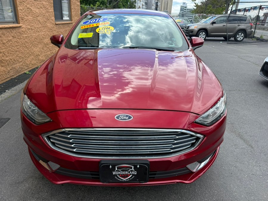 2018 Ford Fusion SE's photo