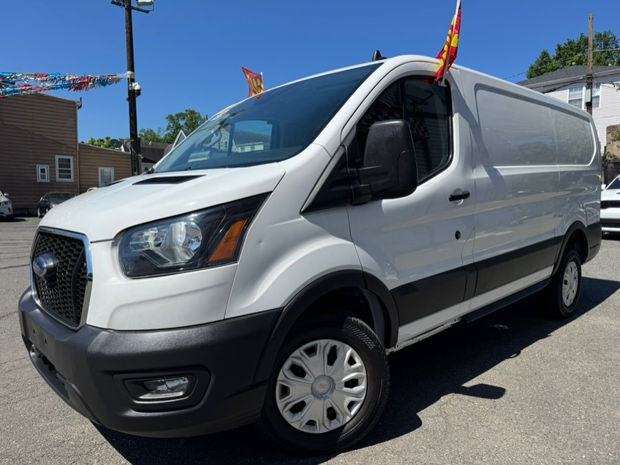 2023 Ford Transit 250 Low Roof 148 WB's photo