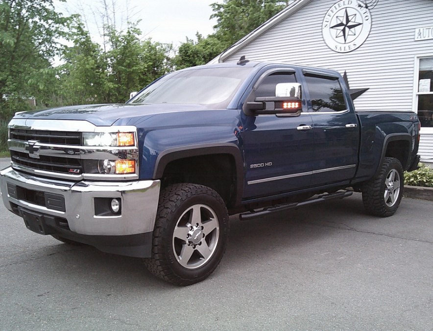 2019 Chevrolet Silverado HD LTZ 4WD Crew Cab Standard Box's photo