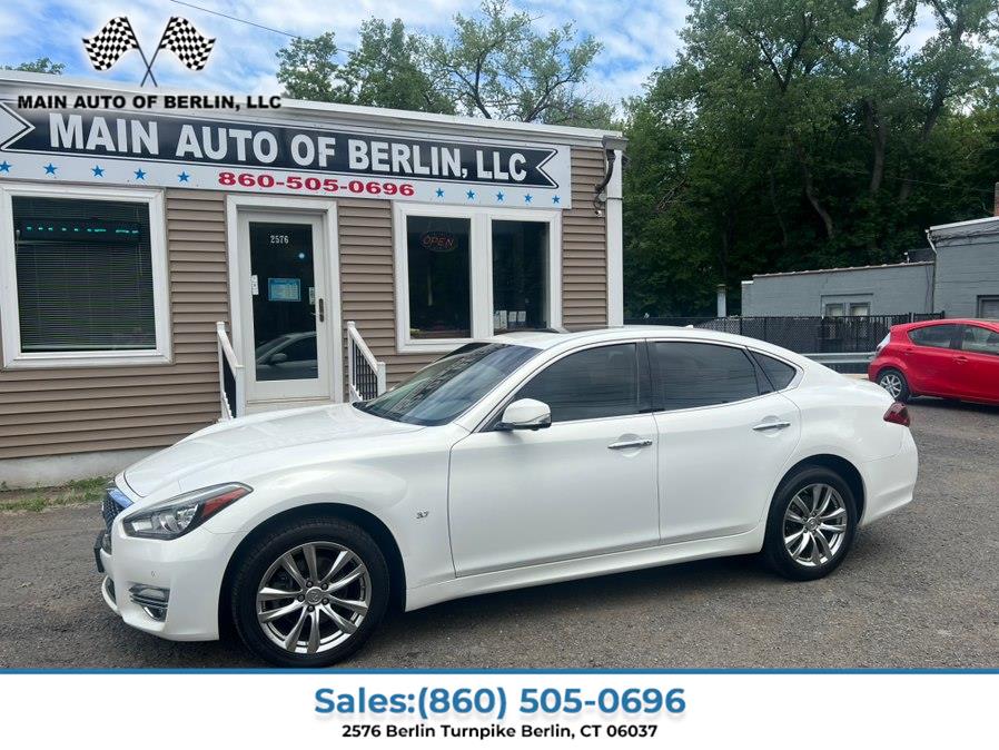 2015 INFINITI Q70 3.7 AWD's photo