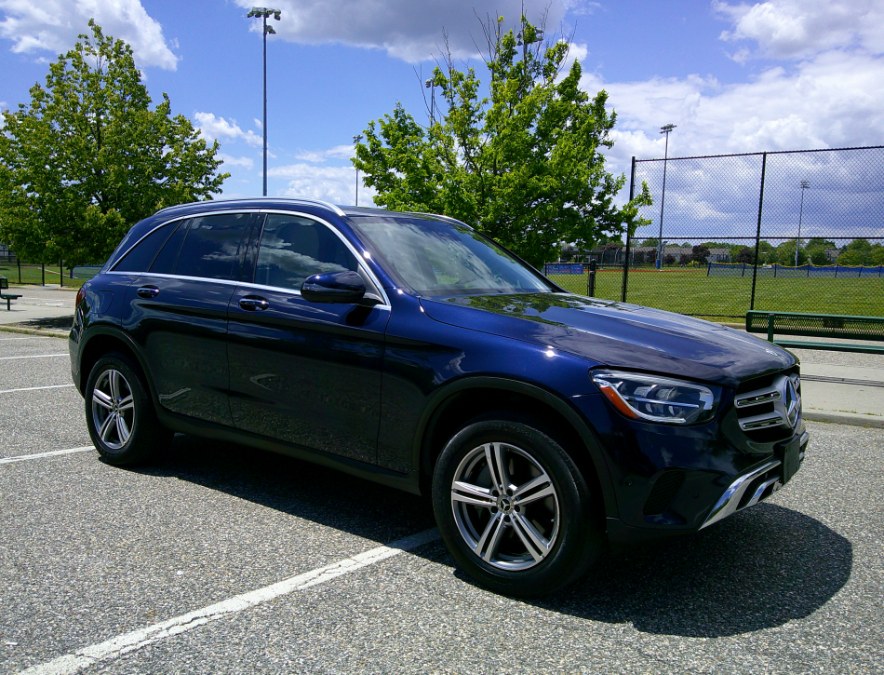 2022 Mercedes-Benz GLC GLC 300 4MATIC's photo