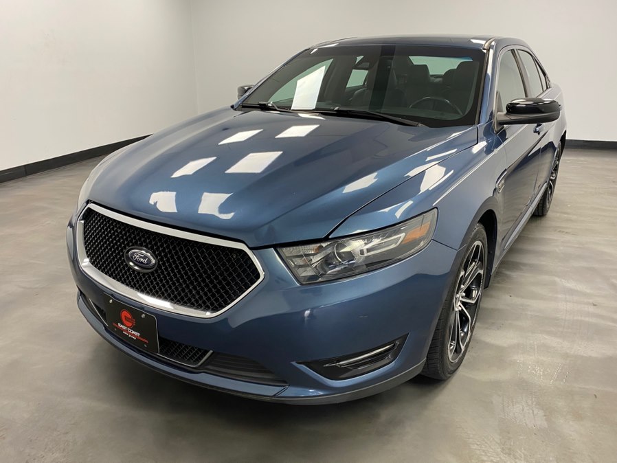 2018 Ford Taurus SHO AWD's photo