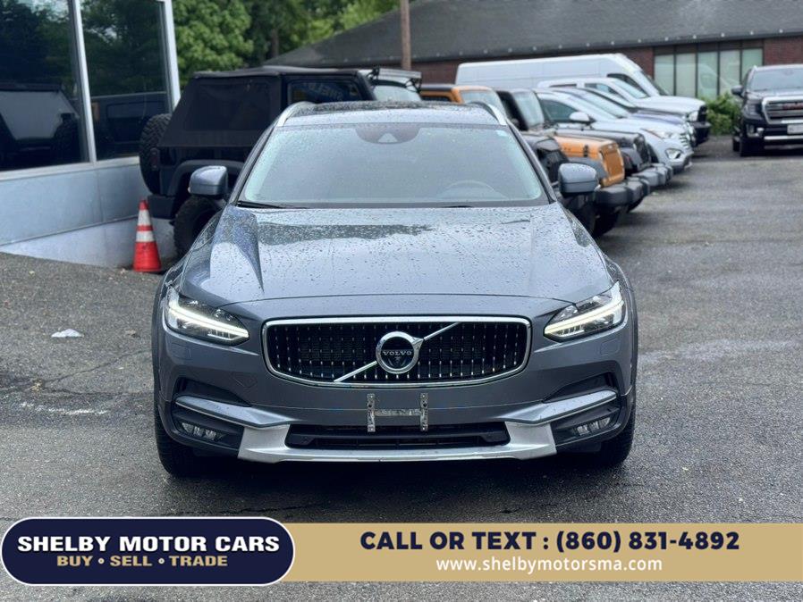 2018 Volvo V90 Cross Country's photo