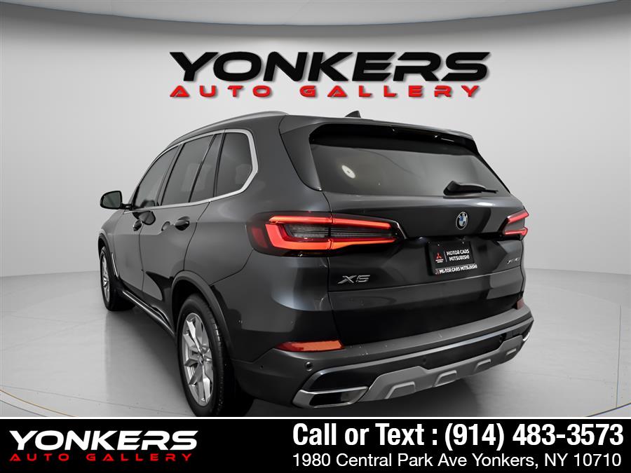 2022 BMW X5 xDrive40i's photo