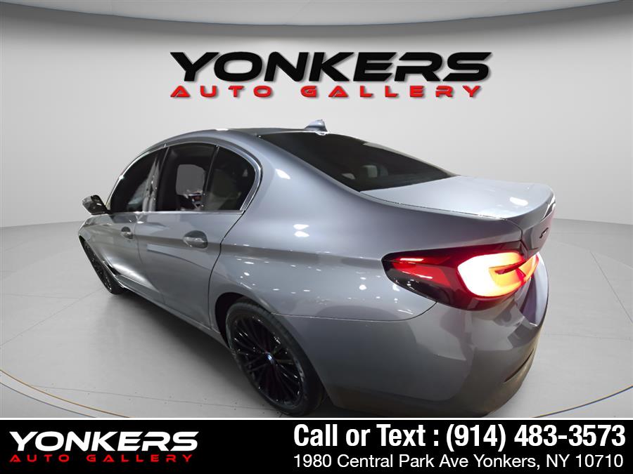 2023 BMW 5 Series 540i xDrive Sedan's photo