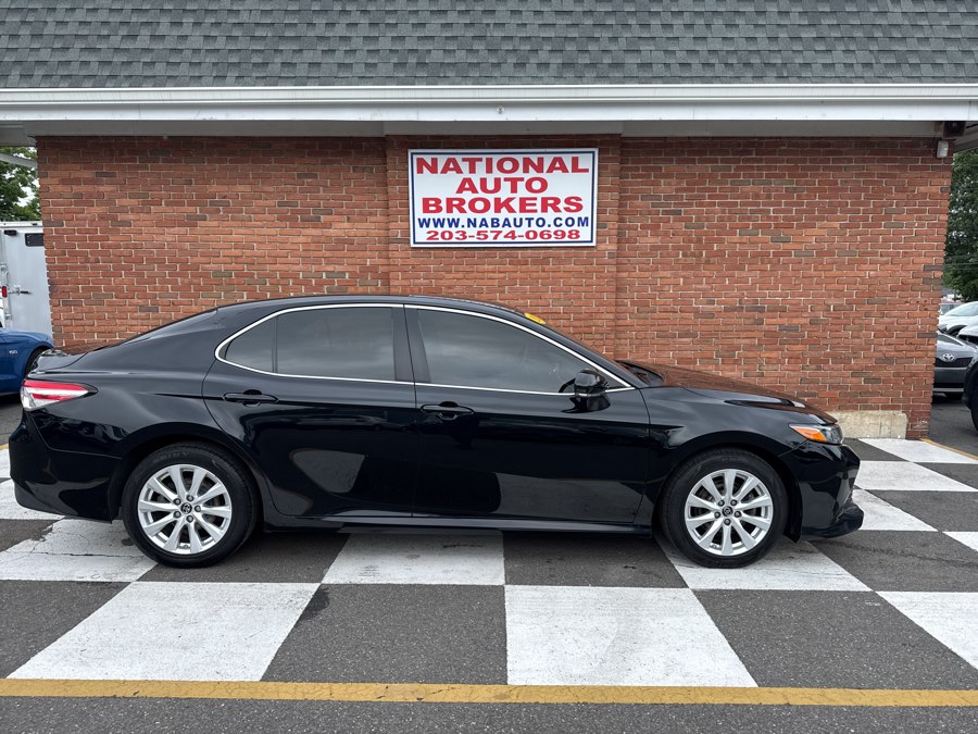 2018 Toyota Camry 2.5 Auto LE's photo