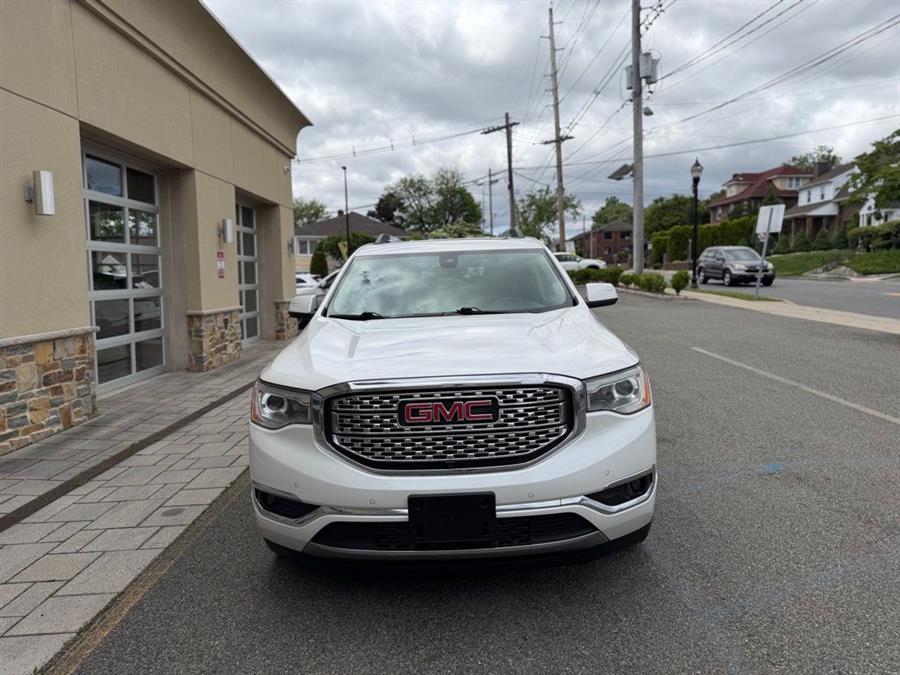 2017 GMC Acadia Denali AWD's photo