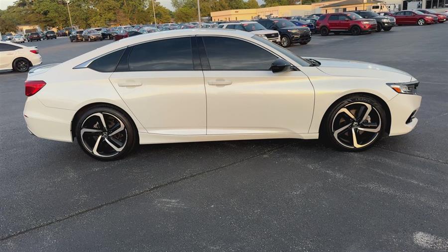 2022 Honda Accord 2.0T Sport Auto's photo