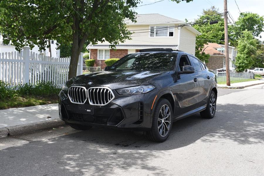 2025 BMW X6 xDrive40i's photo