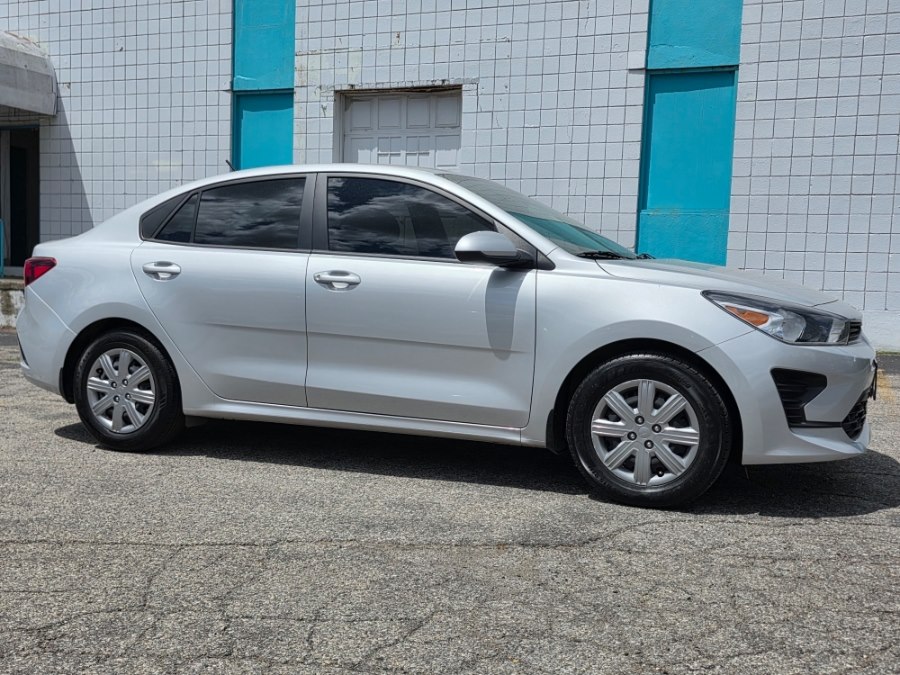 2023 Kia Rio LX iVT's photo