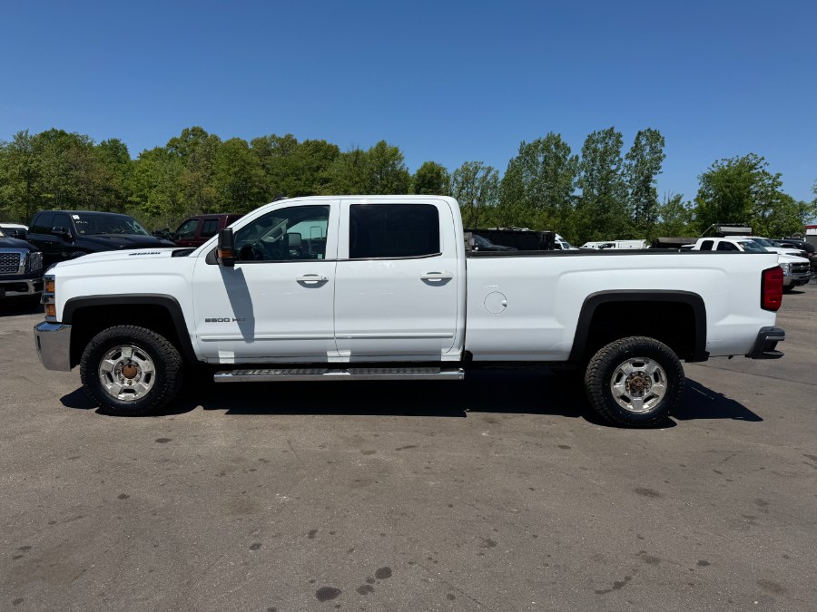 2018 Chevrolet Silverado HD LT 4WD Crew Cab Standard Box's photo