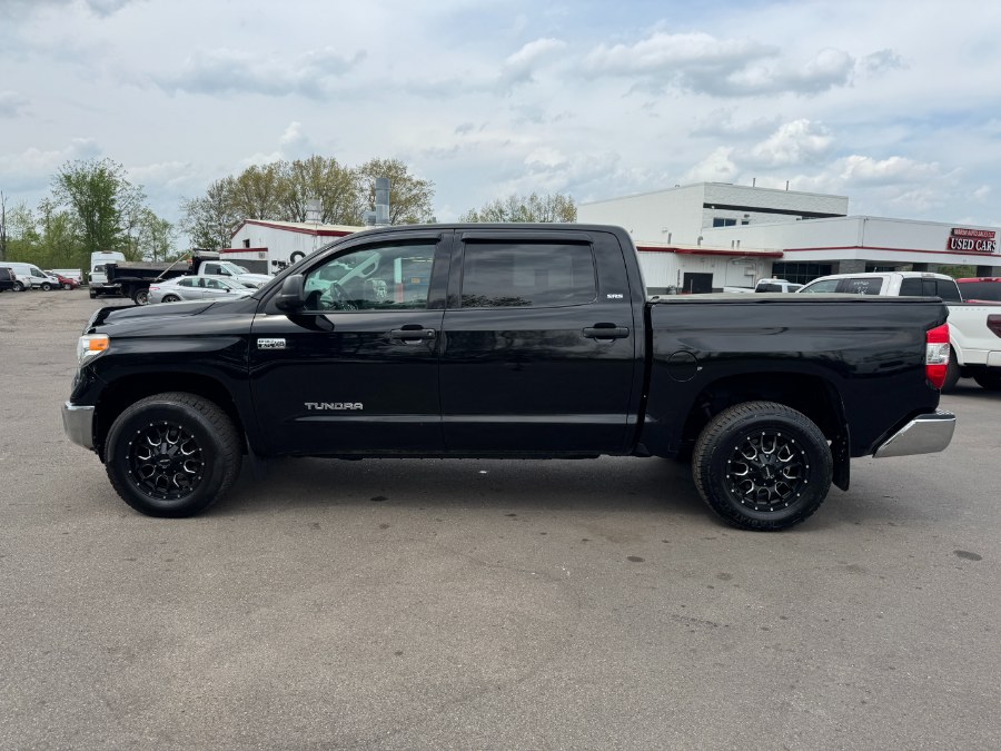 2015 Toyota Tundra's photo