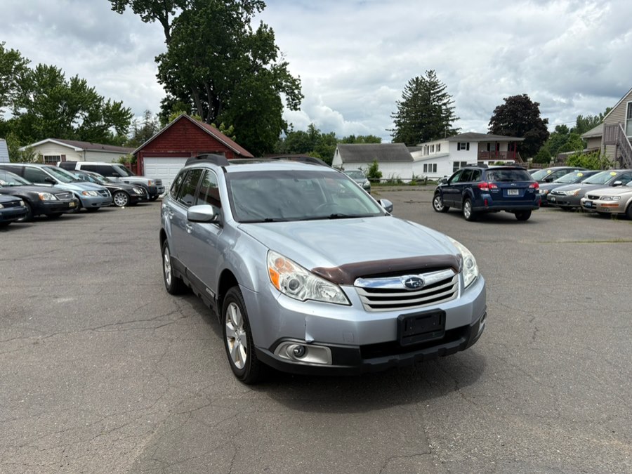 2012 Subaru Outback 4dr Wgn H4 Auto 2.5i Premium, available for sale in East Windsor, Connecticut | CT Car Co LLC. East Windsor, Connecticut