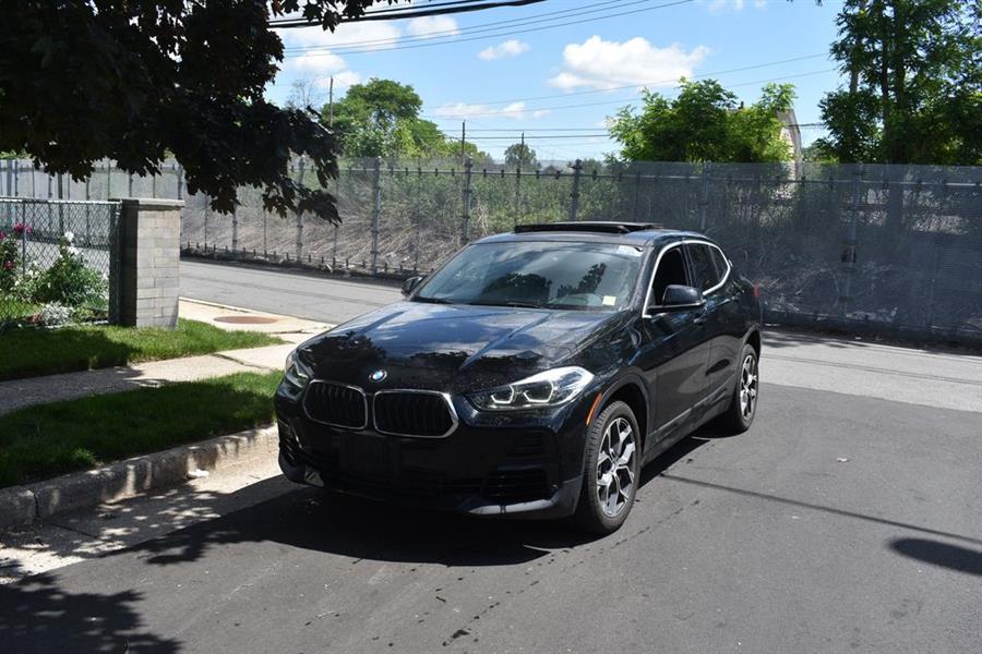 2023 BMW X2 sDrive28i's photo