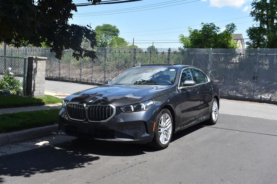2025 BMW 5 Series 530i xDrive Sedan's photo