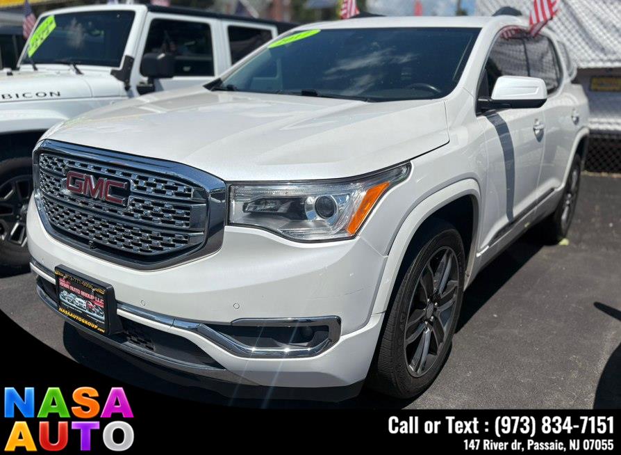 2017 GMC Acadia Denali AWD's photo