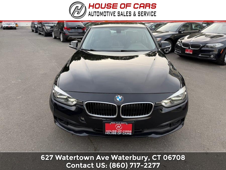 2017 BMW 3 Series 320i xDrive Sedan's photo