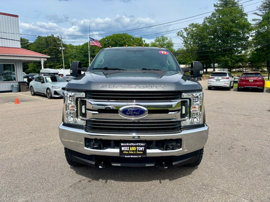 2017 Ford F-250 XL 4x4 Crew Cab 8' Box's photo