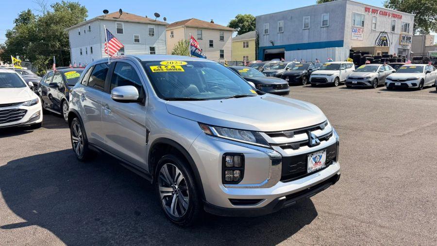 2024 Mitsubishi Outlander Sport 2.0 SE AWC CVT's photo