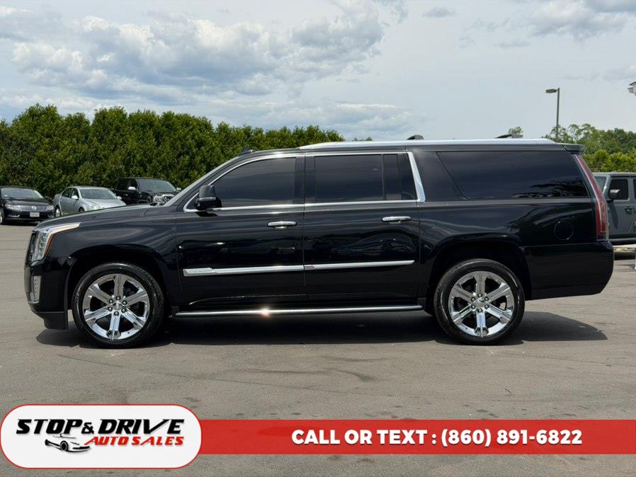2016 Cadillac Escalade ESV AWD Premium's photo