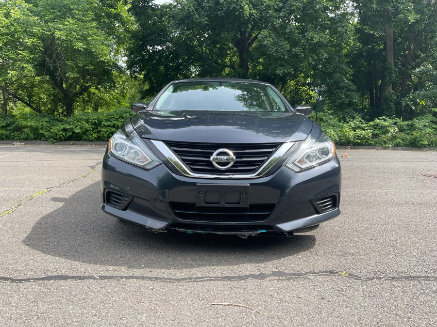 2017 Nissan Altima 2.5 S's photo