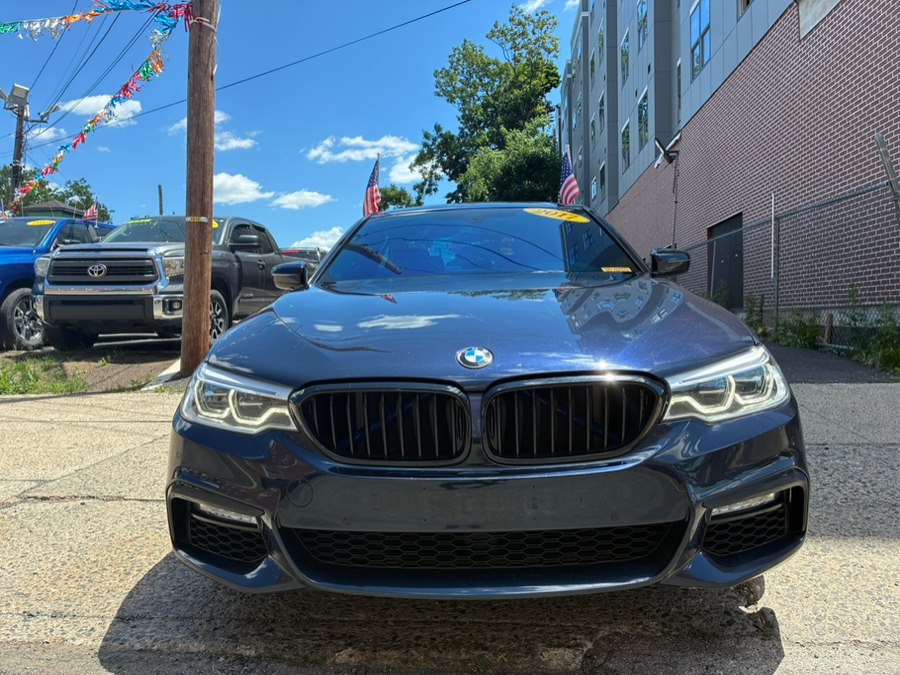 2017 BMW 5 Series 540i xDrive Sedan's photo