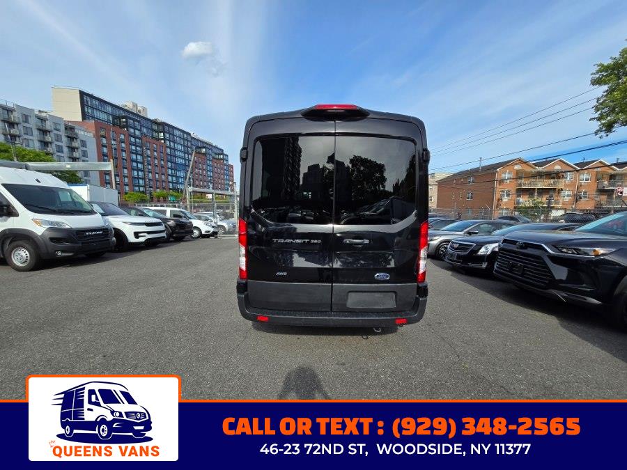 2025 Ford Transit's photo