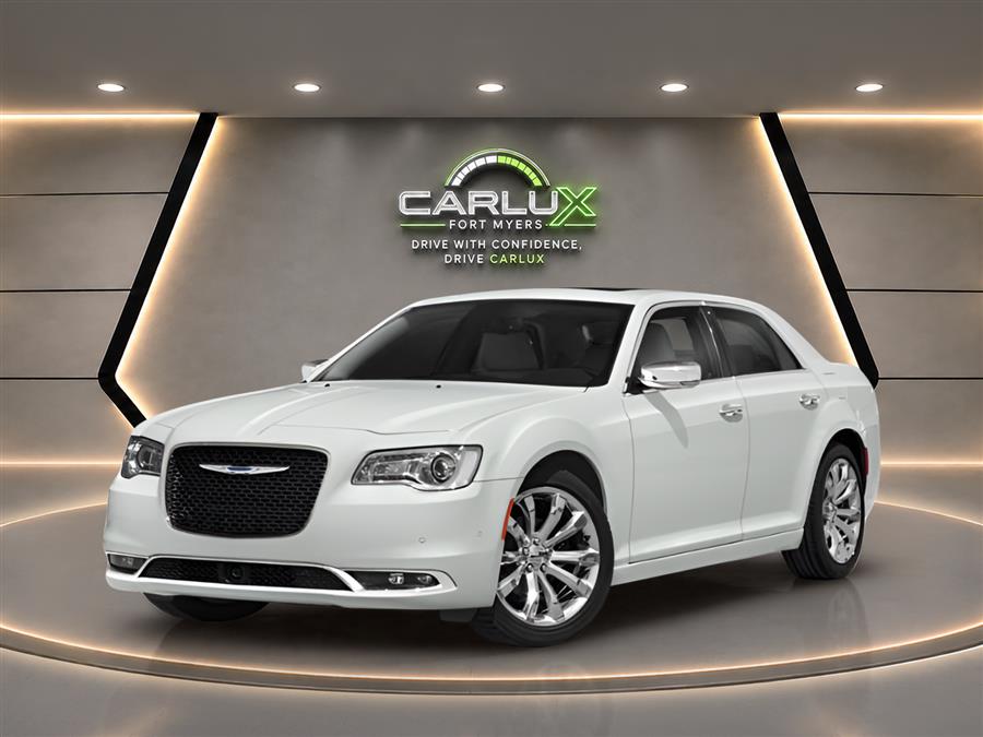 2019 Chrysler 300 S's photo